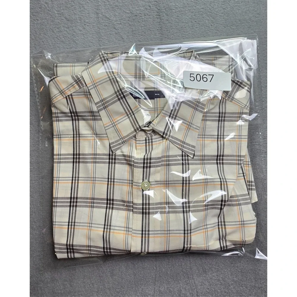 Gap Mens Medium Check‎ Long Sleeve Button Up Shirt Casual Classic NWOT 2010